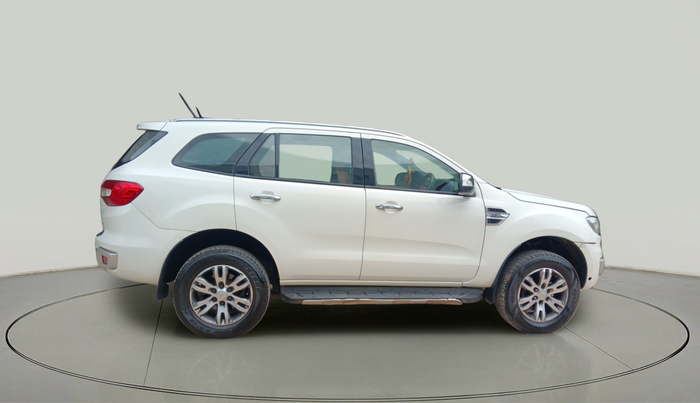 2017 Ford Endeavour TITANIUM 3.2 4X4 AT, Diesel, Automatic, 1,17,360 km, exterior
