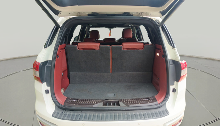 2017 Ford Endeavour TITANIUM 3.2 4X4 AT, Diesel, Automatic, 1,17,360 km, exterior
