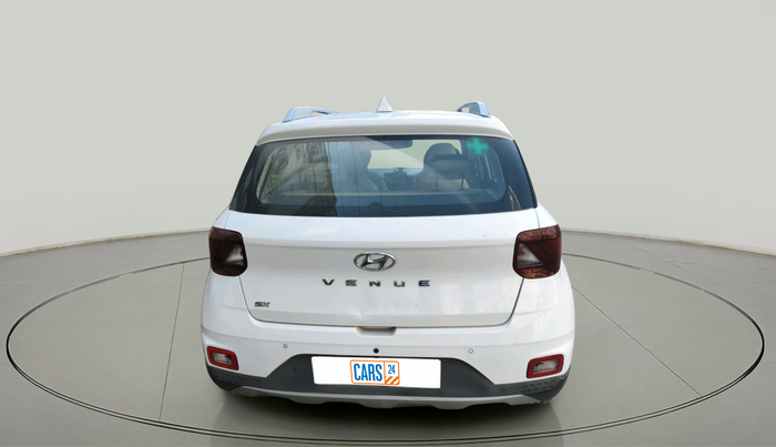 2020 Hyundai VENUE SX 1.5 CRDI, Diesel, Manual, 1,56,829 km, exterior