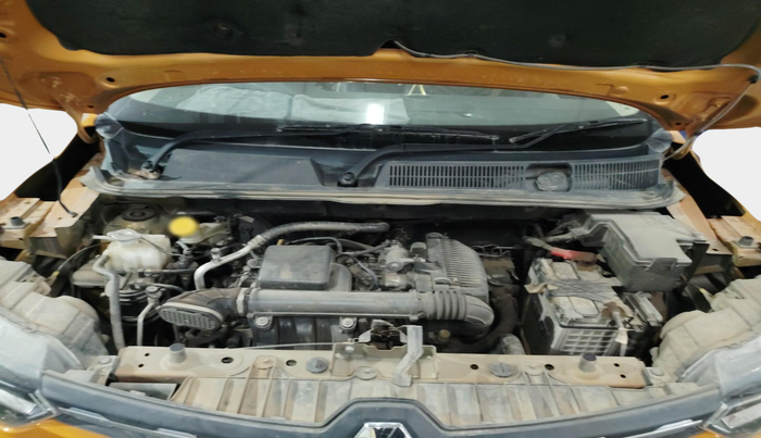 2024 Renault TRIBER RXZ AMT DUAL TONE, Petrol, Automatic, 18,255 km, exterior