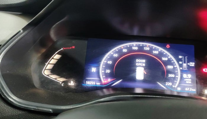 2024 Renault TRIBER RXZ AMT DUAL TONE, Petrol, Automatic, 18,255 km, interior