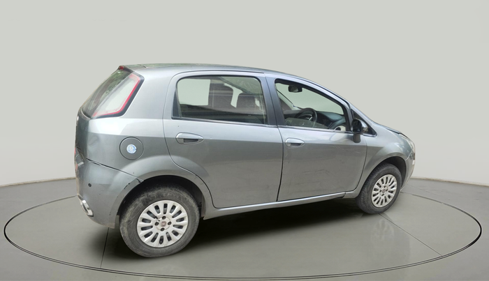 2016 Fiat Punto EVO DYNAMIC 1.3 MULTIJET, Diesel, Manual, 1,18,918 km, exterior