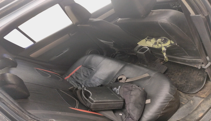 2011 Maruti Swift VDI, Diesel, Manual, 2,43,153 km, interior