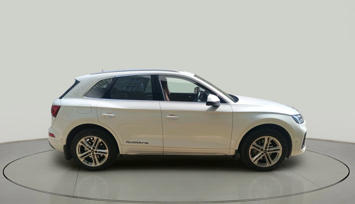 2021 Audi Q5 Technology 45 TFSI, Petrol, Automatic, 21,507 km, exterior