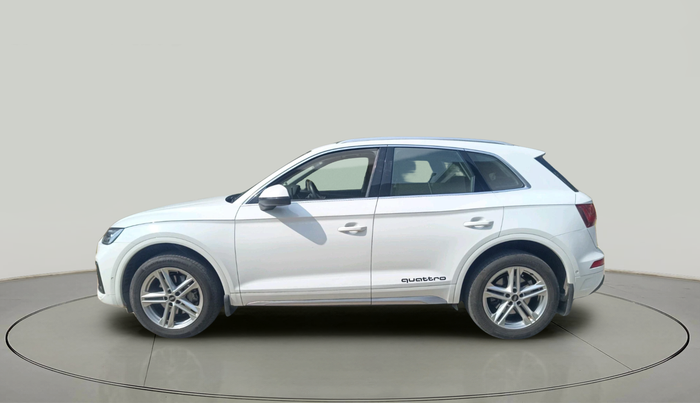2021 Audi Q5 Technology 45 TFSI, Petrol, Automatic, 21,507 km, exterior