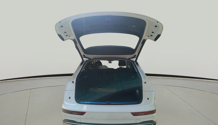 2021 Audi Q5 Technology 45 TFSI, Petrol, Automatic, 21,507 km, exterior