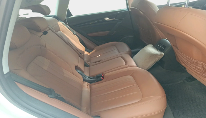 2021 Audi Q5 Technology 45 TFSI, Petrol, Automatic, 21,507 km, interior