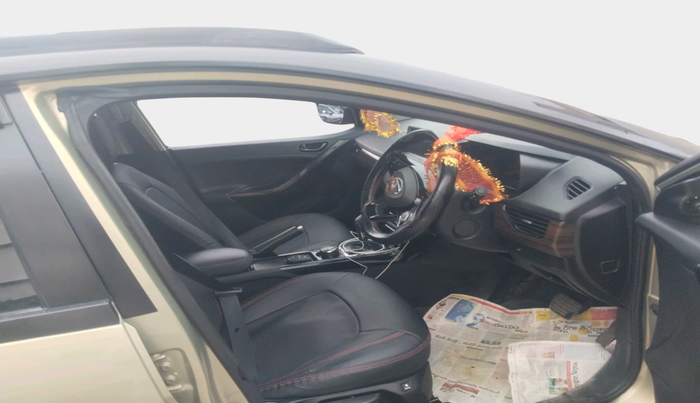 2022 Tata NEXON XZA PLUS DIESEL KAZIRANGA, Diesel, Automatic, 76,974 km, interior