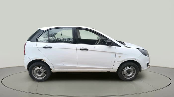 2017 Tata Bolt XE QUADRAJET, Diesel, Manual, 1,91,980 km, exterior