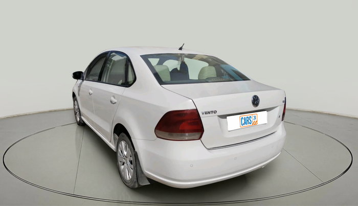 2015 Volkswagen Vento HIGHLINE 1.5 AT, Diesel, Automatic, 93,105 km, exterior