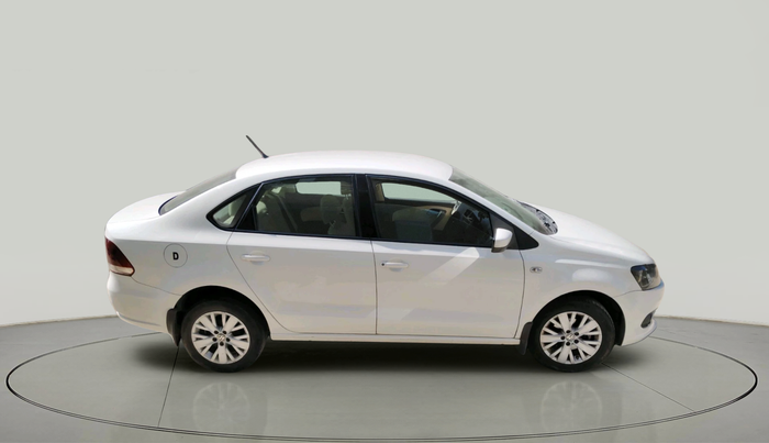 2015 Volkswagen Vento HIGHLINE 1.5 AT, Diesel, Automatic, 93,105 km, exterior