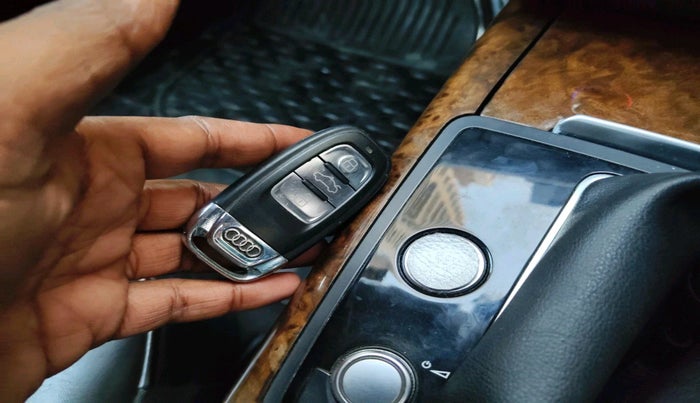 2013 Audi A6 2.0 TDI PREMIUM, Diesel, Automatic, 85,141 km, interior