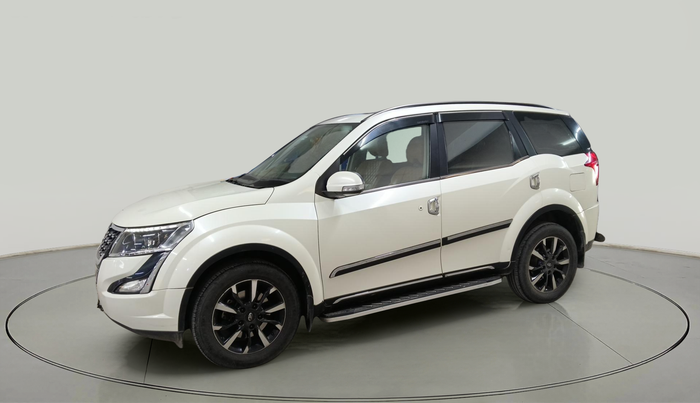 2019 Mahindra XUV500 W11(O), Diesel, Manual, 1,16,550 km, exterior