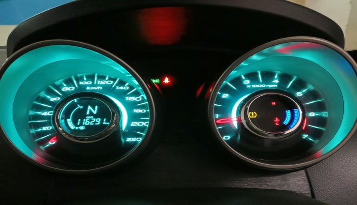 2019 Mahindra XUV500 W11(O), Diesel, Manual, 1,16,550 km, interior