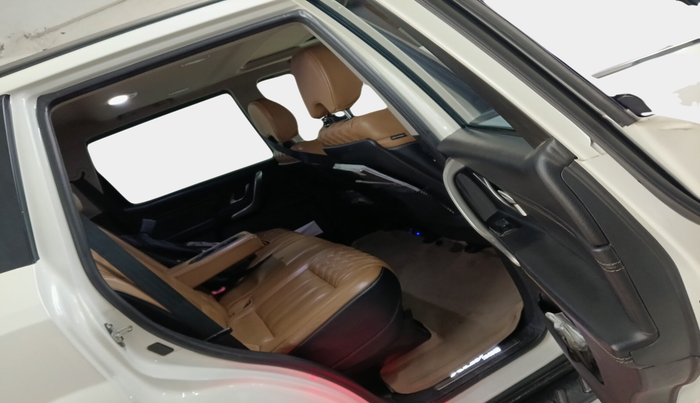 2019 Mahindra XUV500 W11(O), Diesel, Manual, 1,16,550 km, interior
