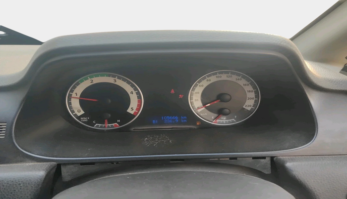 2013 Tata Aria PLEASURE 4X4, Diesel, Manual, 1,05,666 km, interior