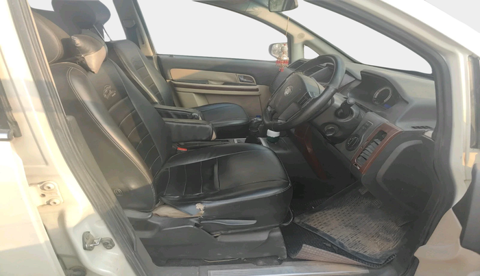 2013 Tata Aria PLEASURE 4X4, Diesel, Manual, 1,05,666 km, interior