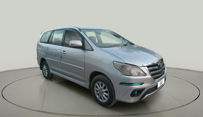 2012 Toyota Innova 2.5 VX 8 STR, Diesel, Manual, 1,80,725 km, exterior