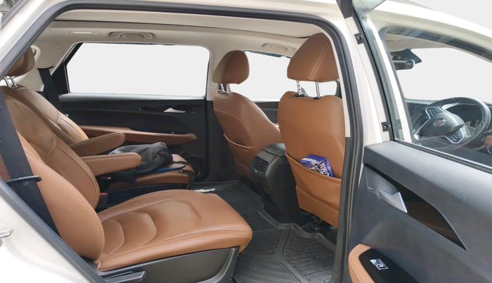 2021 MG HECTOR PLUS SHARP 2.0 DIESEL TURBO MT 6-STR, Diesel, Manual, 46,524 km, interior