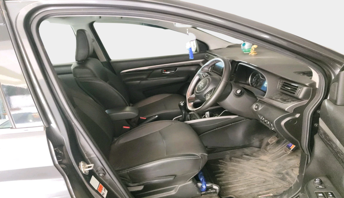 2022 Maruti XL6 ALPHA MT, Petrol, Manual, 33,005 km, interior