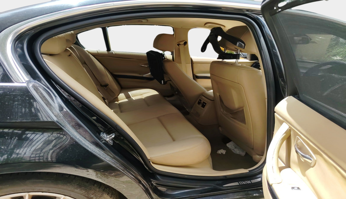 2011 BMW 3 Series 320d, Diesel, Automatic, 1,09,935 km, interior