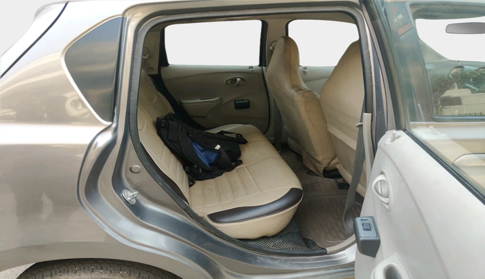 2015 Datsun Go T, Petrol, Manual, 1,03,712 km, interior