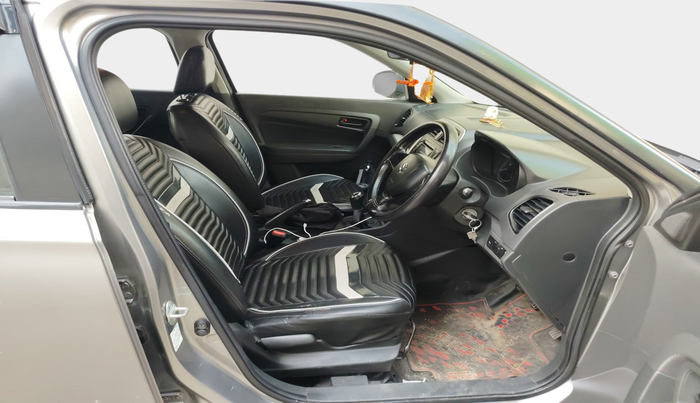 2016 Maruti Vitara Brezza VDI (O), Diesel, Manual, 1,86,513 km, interior