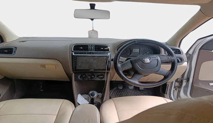 2013 Skoda Rapid AMBITION 1.6 TDI CR MT PLUS, Diesel, Manual, 1,35,424 km, interior
