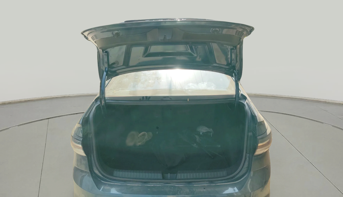 2024 Volkswagen VIRTUS HIGHLINE TSI 1.0 AT, Petrol, Automatic, 18,000 km, exterior