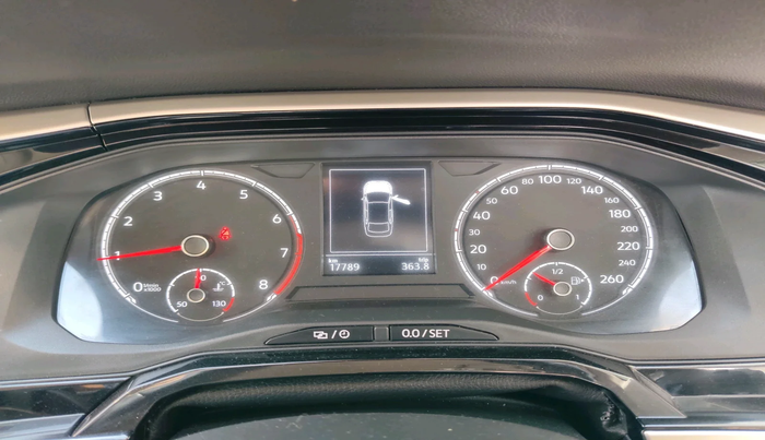 2024 Volkswagen VIRTUS HIGHLINE TSI 1.0 AT, Petrol, Automatic, 18,000 km, interior