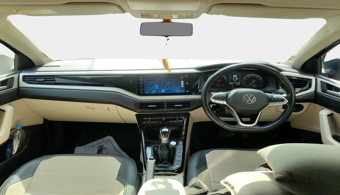 2024 Volkswagen VIRTUS HIGHLINE TSI 1.0 AT, Petrol, Automatic, 18,000 km, interior