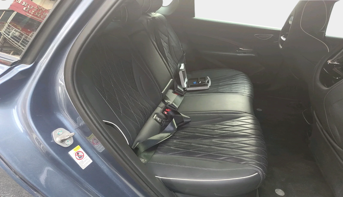 2024 BYD Seal  Premium, Electric, Automatic, 29,000 km, interior