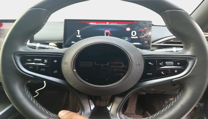 2024 BYD Seal  Premium, Electric, Automatic, 29,000 km, interior