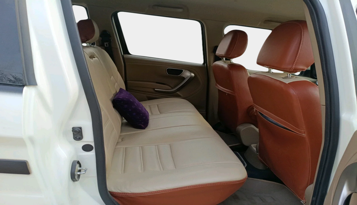 2021 Mahindra BOLERO NEO N 10 (O), Diesel, Manual, 32,012 km, interior