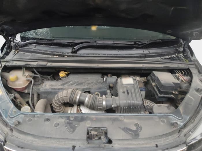 2018 Mahindra MARAZZO M6 8 STR, Diesel, Manual, 2,11,800 km, exterior