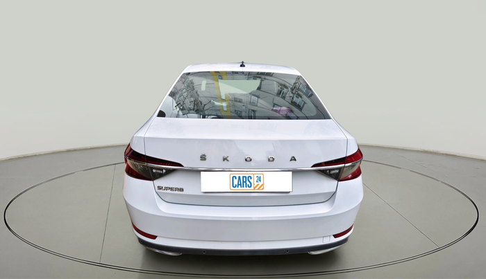 2020 Skoda Superb L&K 2.0 TSI AT, Petrol, Automatic, 1,03,198 km, exterior