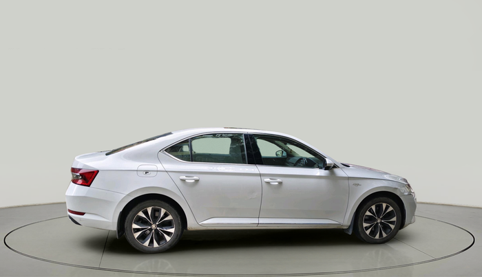 2020 Skoda Superb L&K 2.0 TSI AT, Petrol, Automatic, 1,03,198 km, exterior
