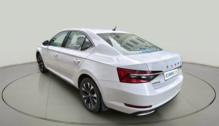2020 Skoda Superb L&K 2.0 TSI AT, Petrol, Automatic, 1,03,198 km, exterior