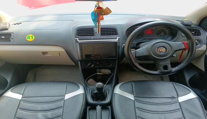 2014 Volkswagen Polo COMFORTLINE 1.2L, Petrol, Manual, 76,818 km, interior