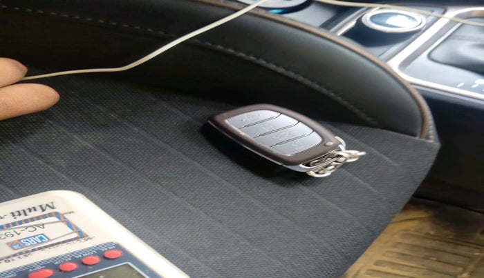 2023 Hyundai VENUE SX(O) 1.0 Turbo DCT Knight Edition, Petrol, Automatic, 42,425 km, interior