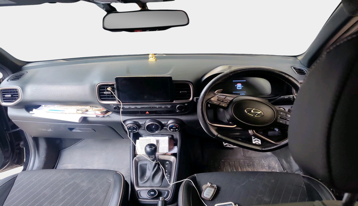 2023 Hyundai VENUE SX(O) 1.0 Turbo DCT Knight Edition, Petrol, Automatic, 42,425 km, interior