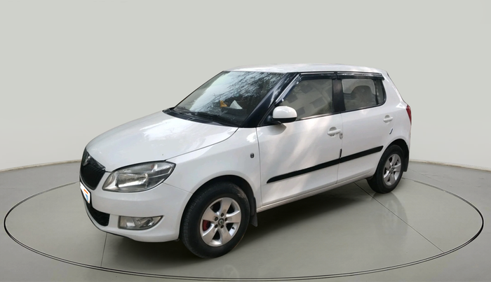 2011 Skoda Fabia ELEGANCE 1.2 MPI, Petrol, Manual, 1,16,694 km, exterior