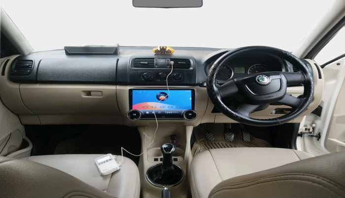 2011 Skoda Fabia ELEGANCE 1.2 MPI, Petrol, Manual, 1,16,694 km, interior