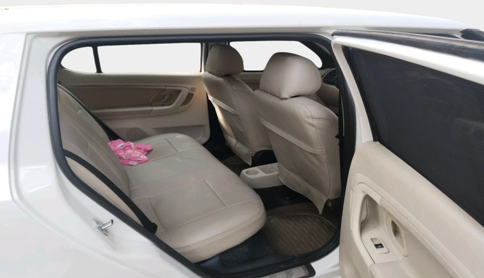 2011 Skoda Fabia ELEGANCE 1.2 MPI, Petrol, Manual, 1,16,694 km, interior