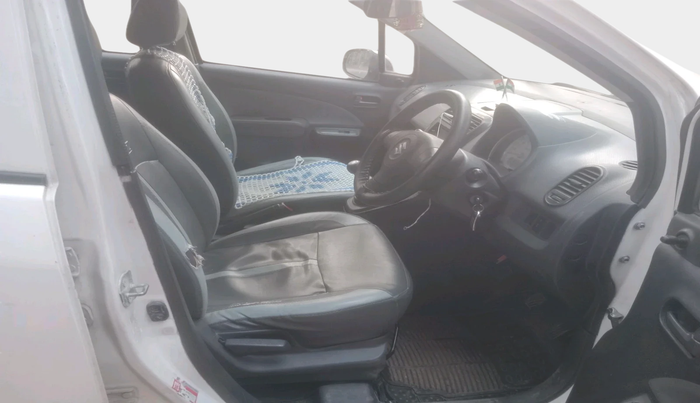 2016 Maruti Ritz LDI, Diesel, Manual, 95,330 km, interior