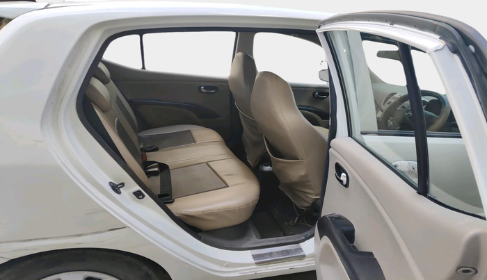 2011 Hyundai i10 SPORTZ 1.2, Petrol, Manual, 53,180 km, interior