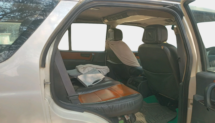 2012 Tata Safari 4X2 VX DICOR, Diesel, Manual, 2,19,756 km, interior