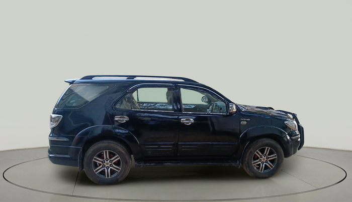 2010 Toyota Fortuner 3.0 4X4 MT, Diesel, Manual, 1,92,113 km, exterior