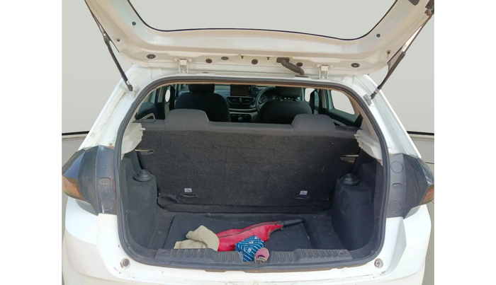 2021 Tata ALTROZ XE PETROL, Petrol, Manual, 41,755 km, exterior