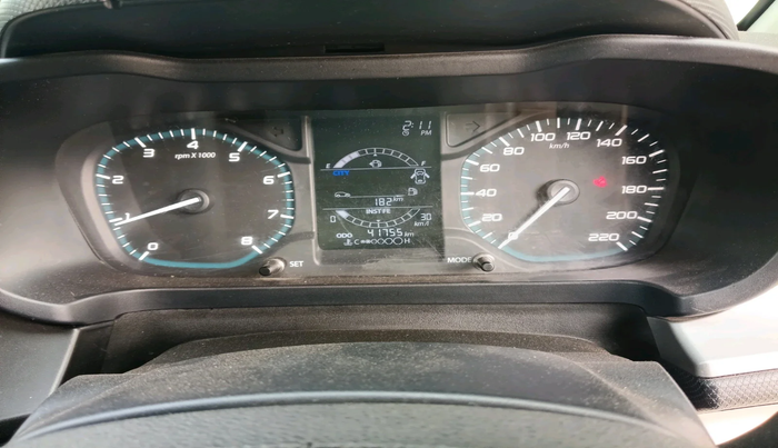 2021 Tata ALTROZ XE PETROL, Petrol, Manual, 41,755 km, interior